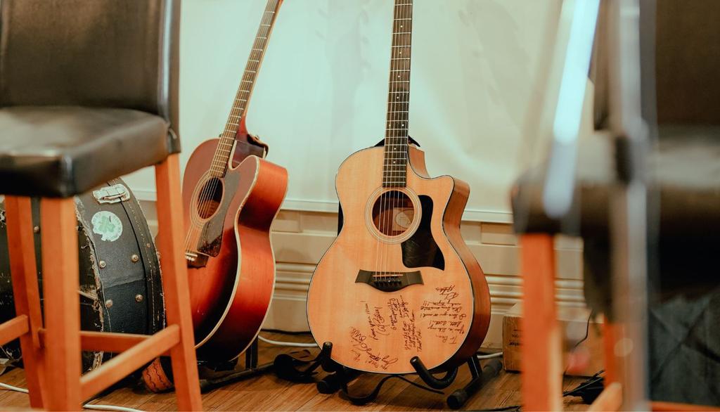 gitaar-laten-spuiten-spuitwerkonline.jpg