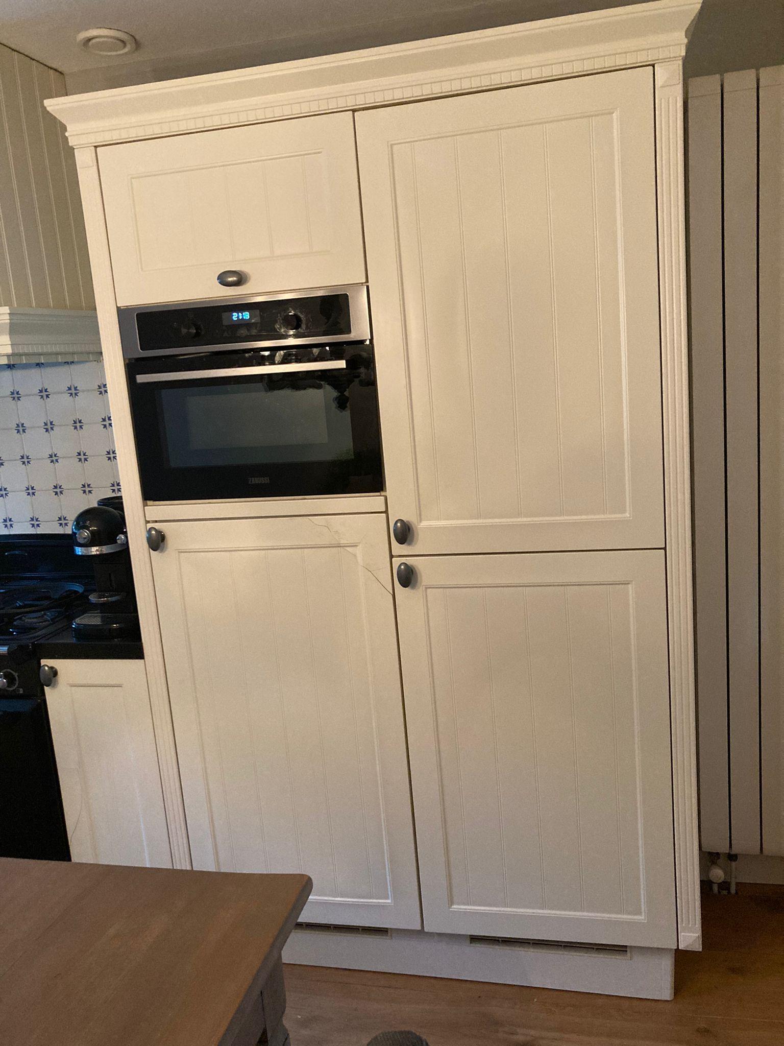keukenkast voor spuiten frontaal.jpg